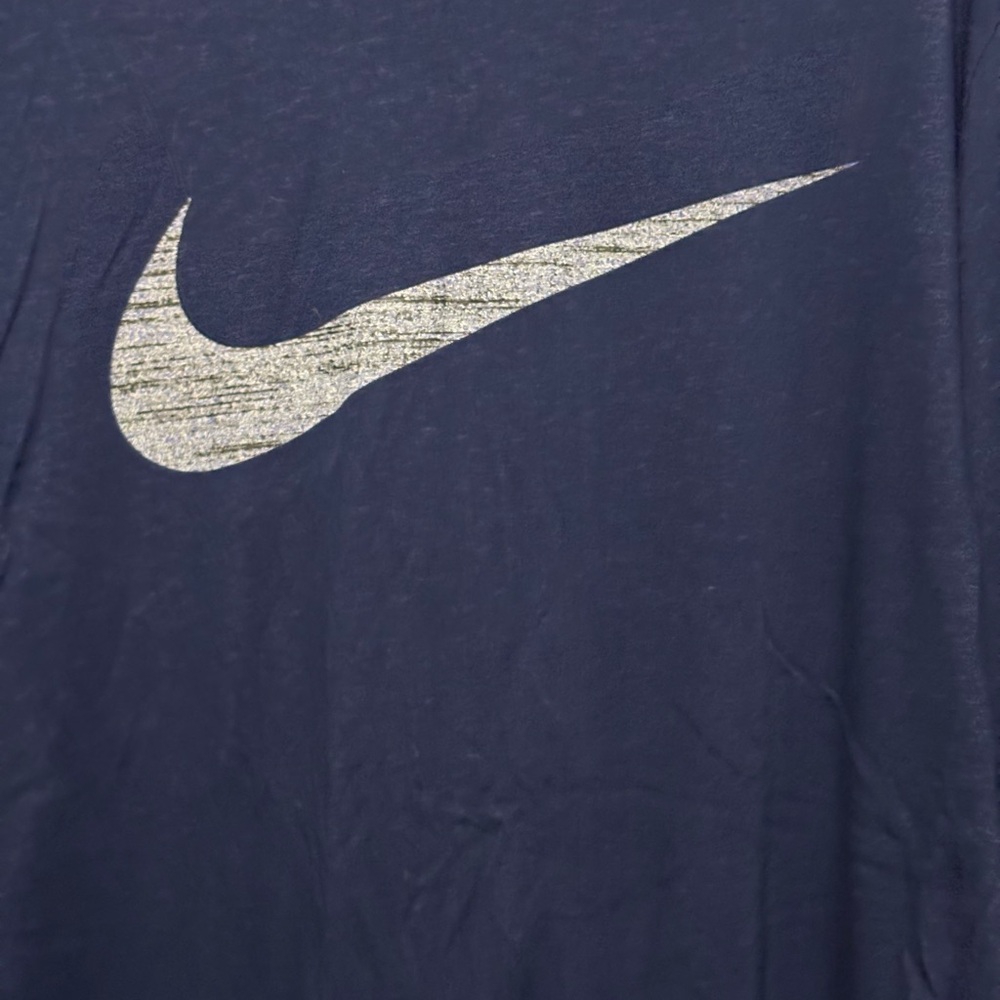 Nike Men's Deep Blue Short Sleeve Tee - Picture 2 of 3